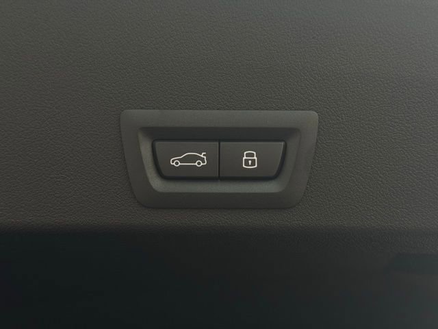 New 2026 BMW XM Label Red image 15