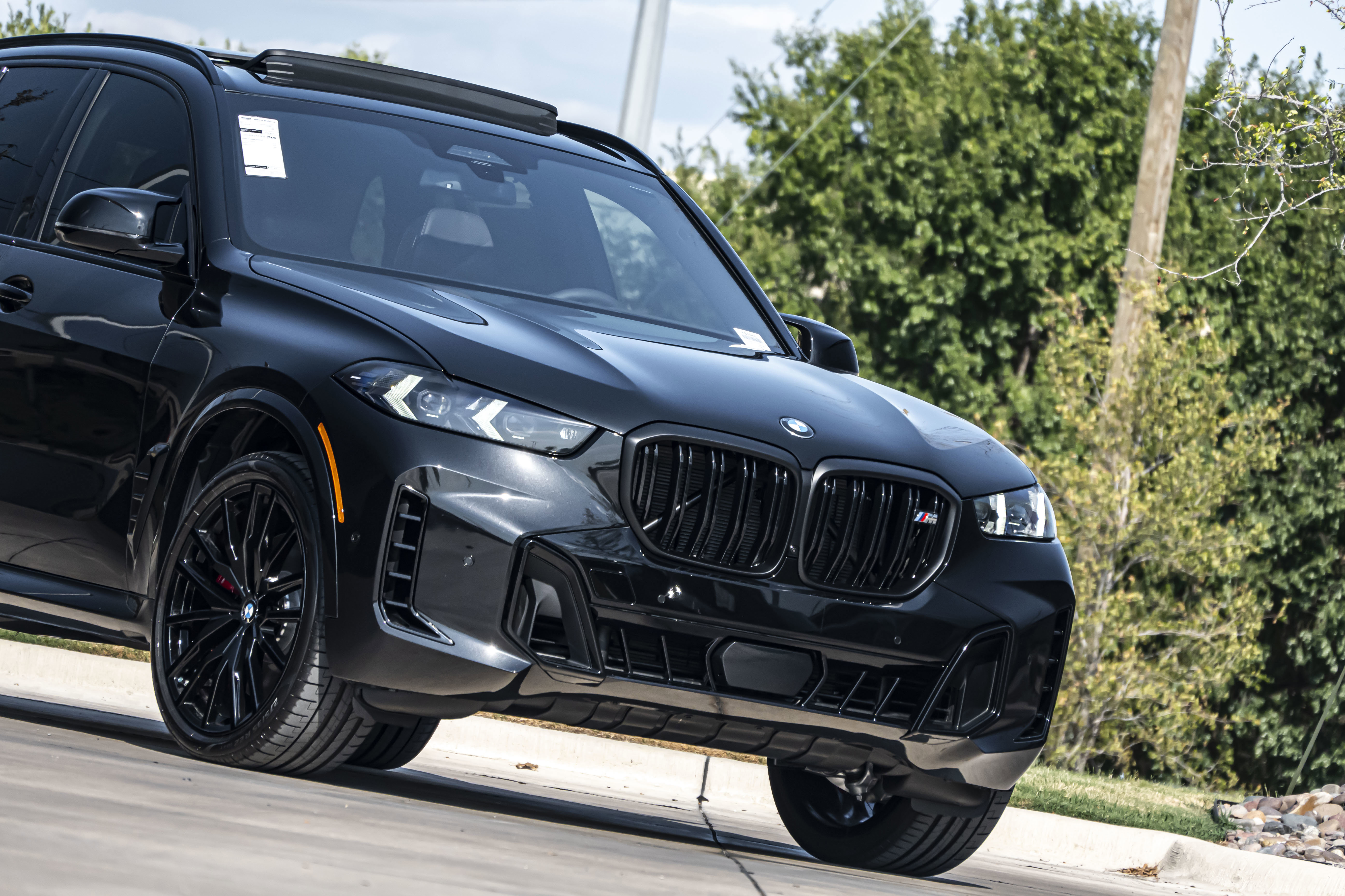 New 2026 BMW X5 M60i image 5