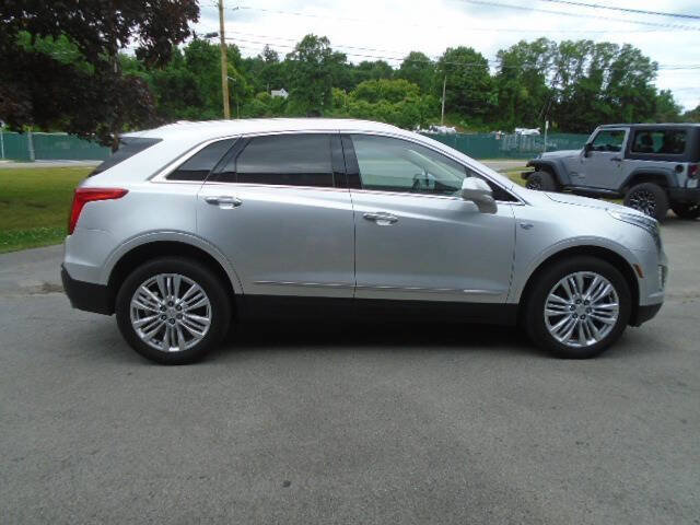 Used 2017 Cadillac XT5 Premium Luxury AWD/4WD image 9