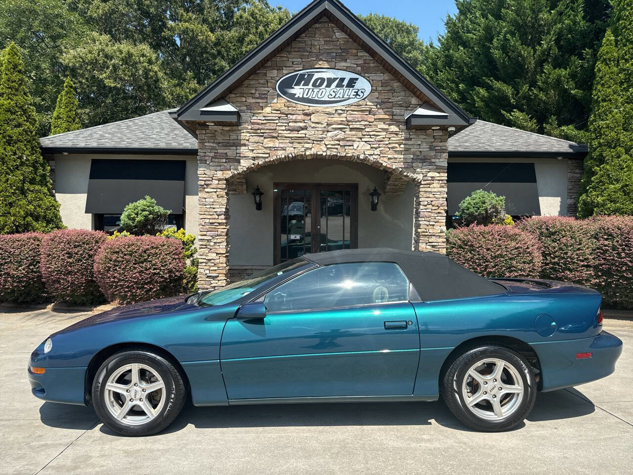 Used 2000 Chevrolet Camaro LT