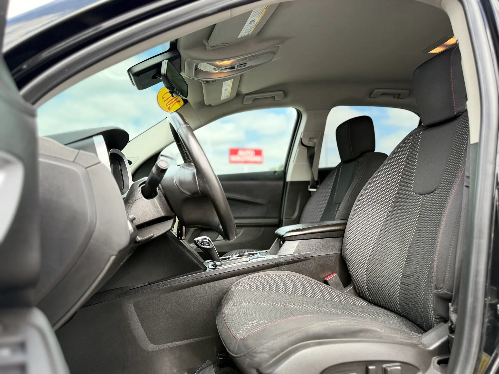 Used 2015 Chevrolet Equinox LT w/ Driver Convenience Package FWD image 15