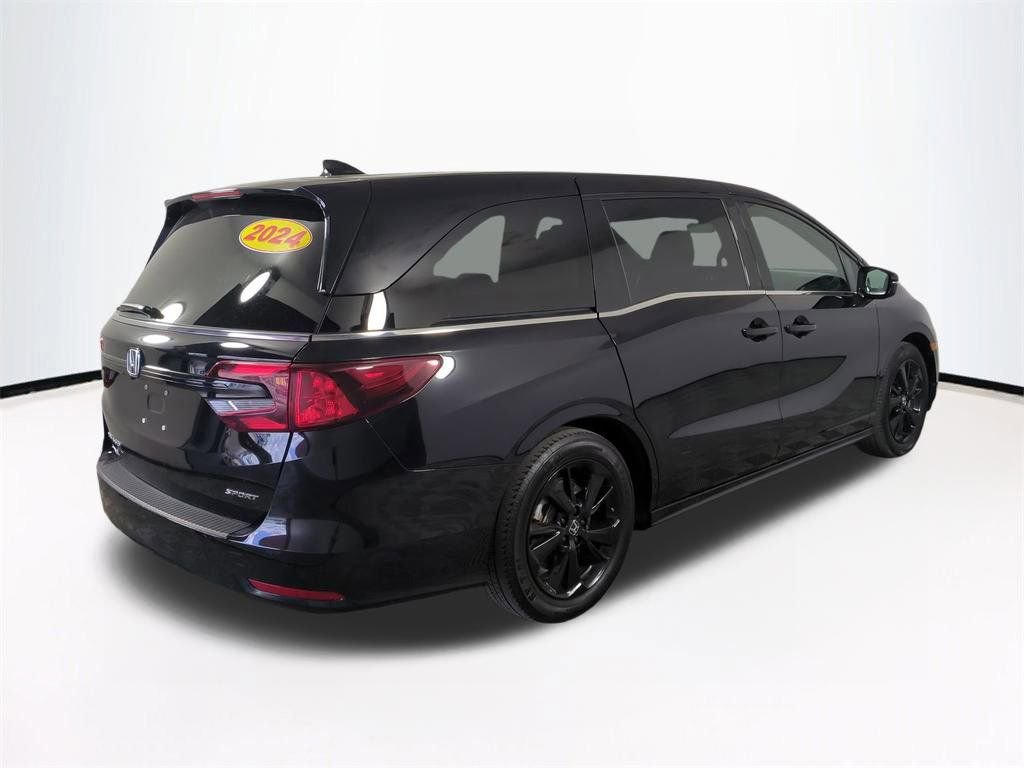 Used 2024 Honda Odyssey Sport image 5