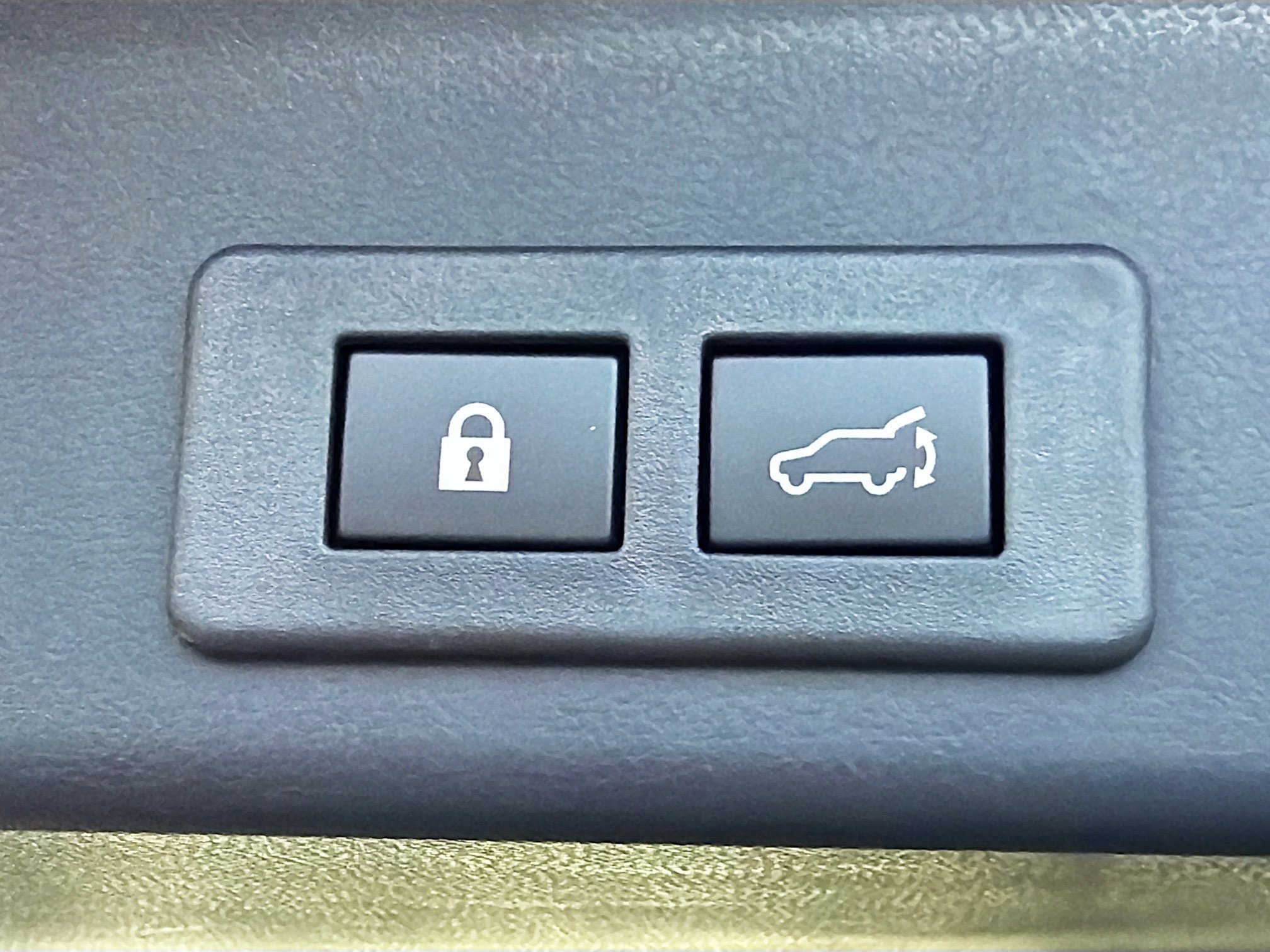 Certified 2025 Subaru Ascent Bronze Edition w/ Onyx Package image 13