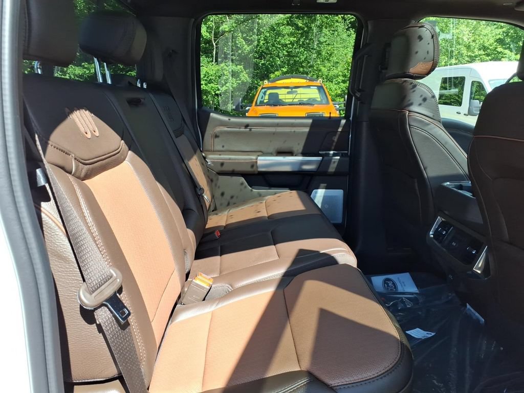 New 2026 Ford F350 4x4 Crew Cab Super Duty image 15