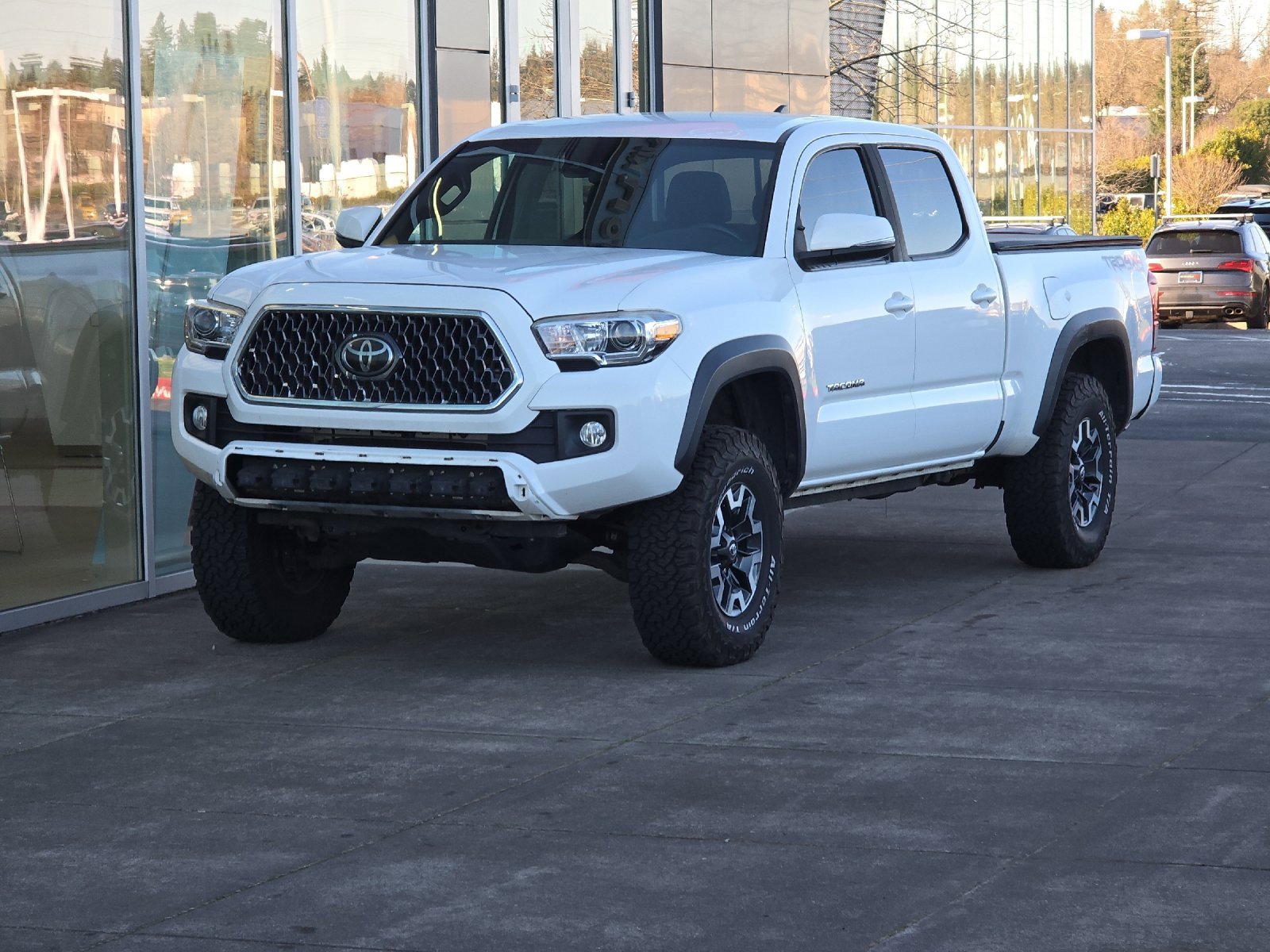 Used 2019 Toyota Tacoma TRD Off-Road image 7