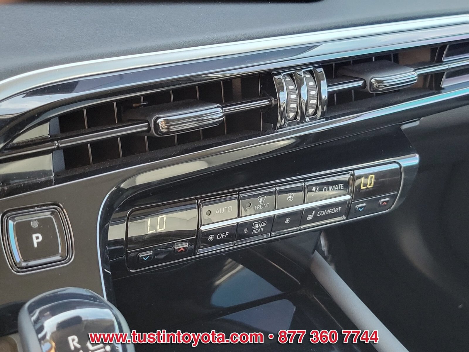 Used 2024 Toyota Mirai w/ Advanced Technology Package RWD image 21