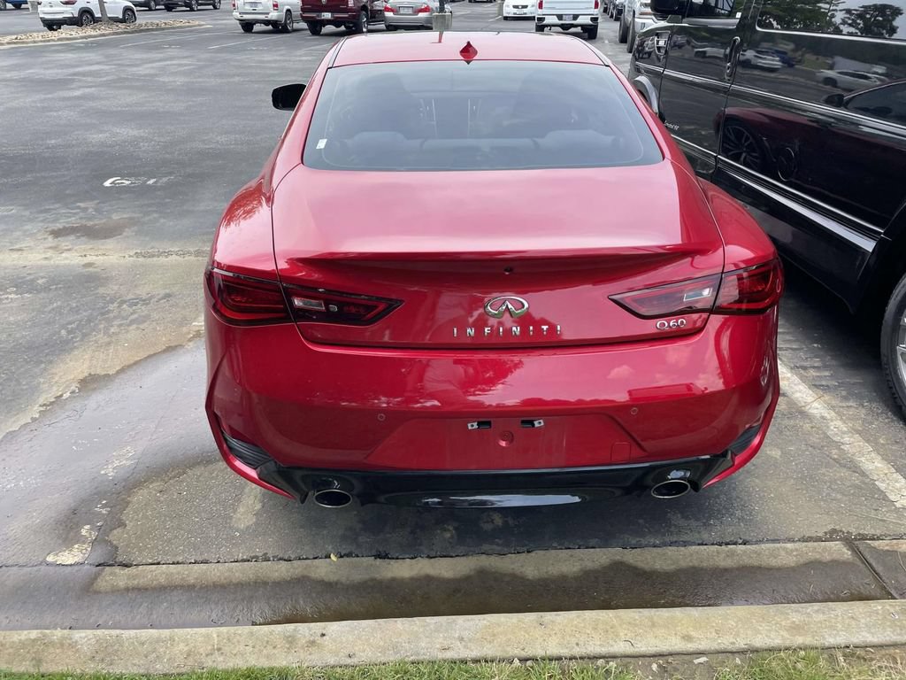 Used 2022 INFINITI Q60 3.0t Luxe w/ Essential Package RWD image 5
