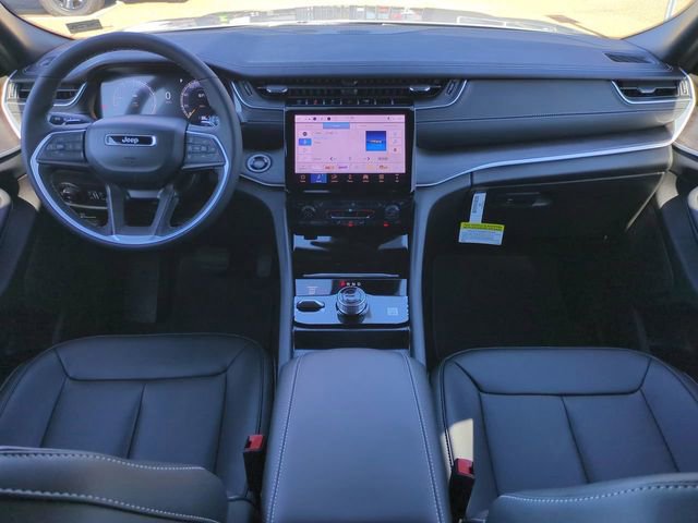 New 2025 Jeep Grand Cherokee Limited w/ Trailer Tow Package image 15