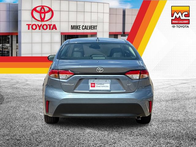 Certified 2025 Toyota Corolla LE FWD image 4