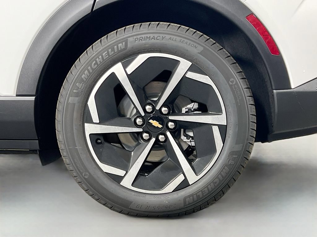 New 2026 Chevrolet Equinox EV LT w/ LPO, All-Weather Mat Package image 31