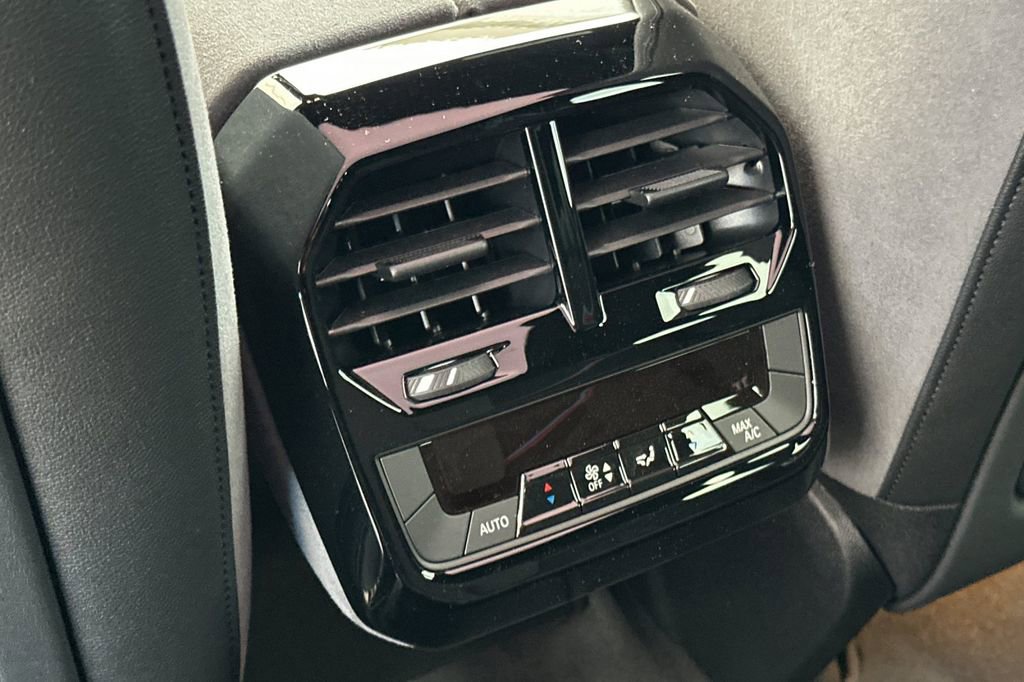 New 2026 BMW iX xDrive60 w/ M Sport Package image 13