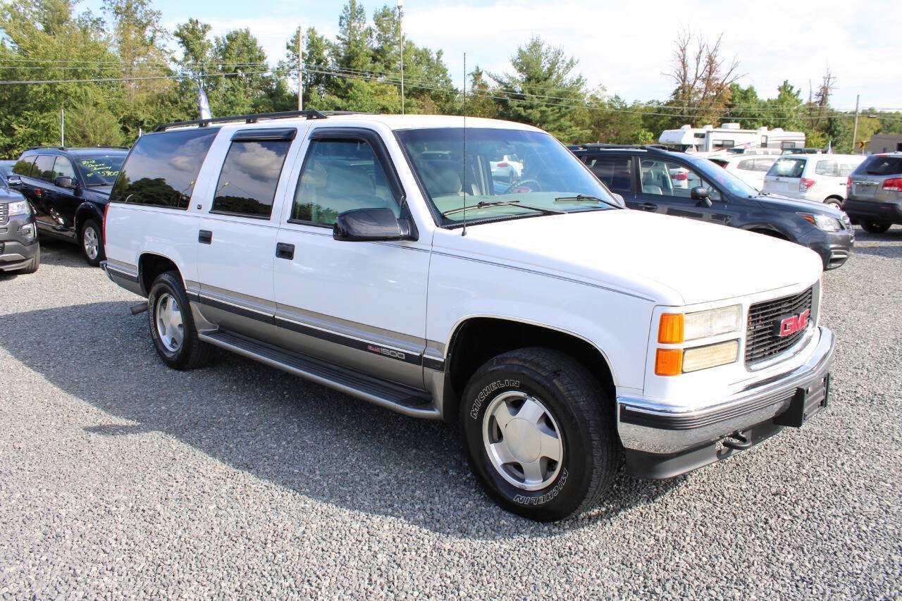Used 1999 GMC Suburban 4WD w/ Marketing Opt Pkg 3 image 7