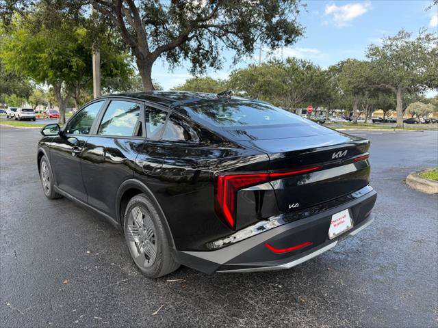 Used 2025 Kia K4 FWD image 4
