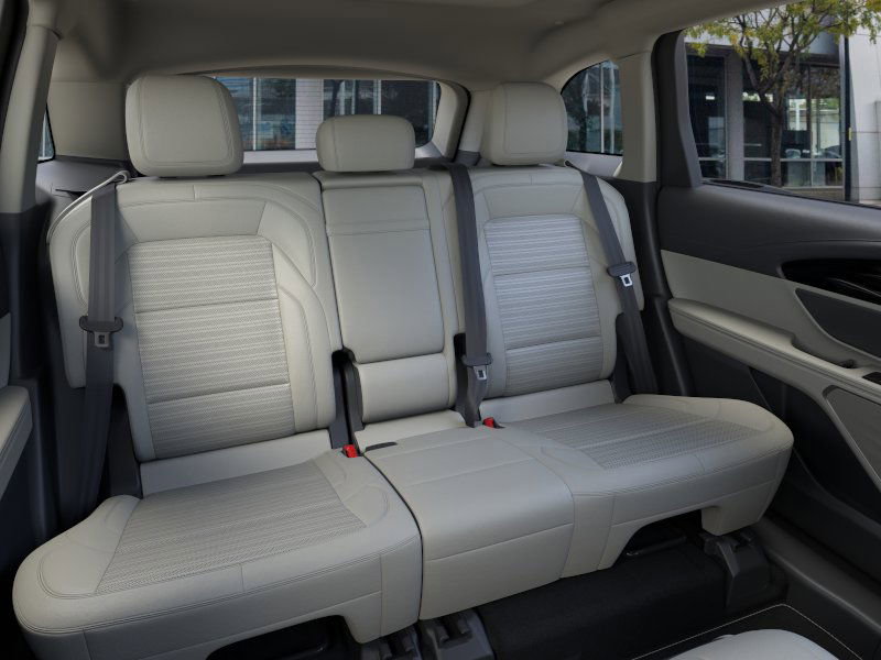 New 2026 Lincoln Nautilus Reserve image 11