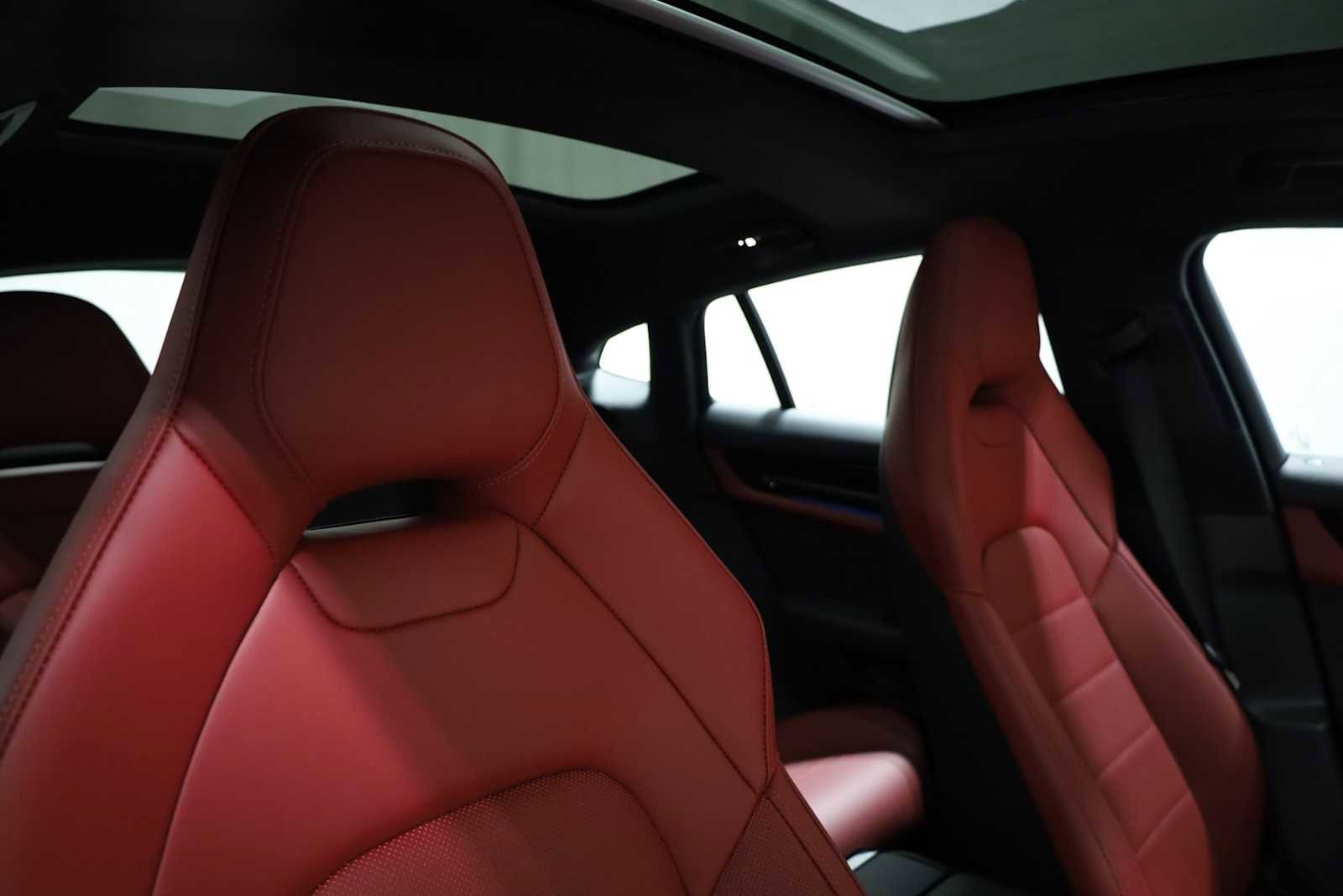 New 2025 Porsche Panamera 4 image 22