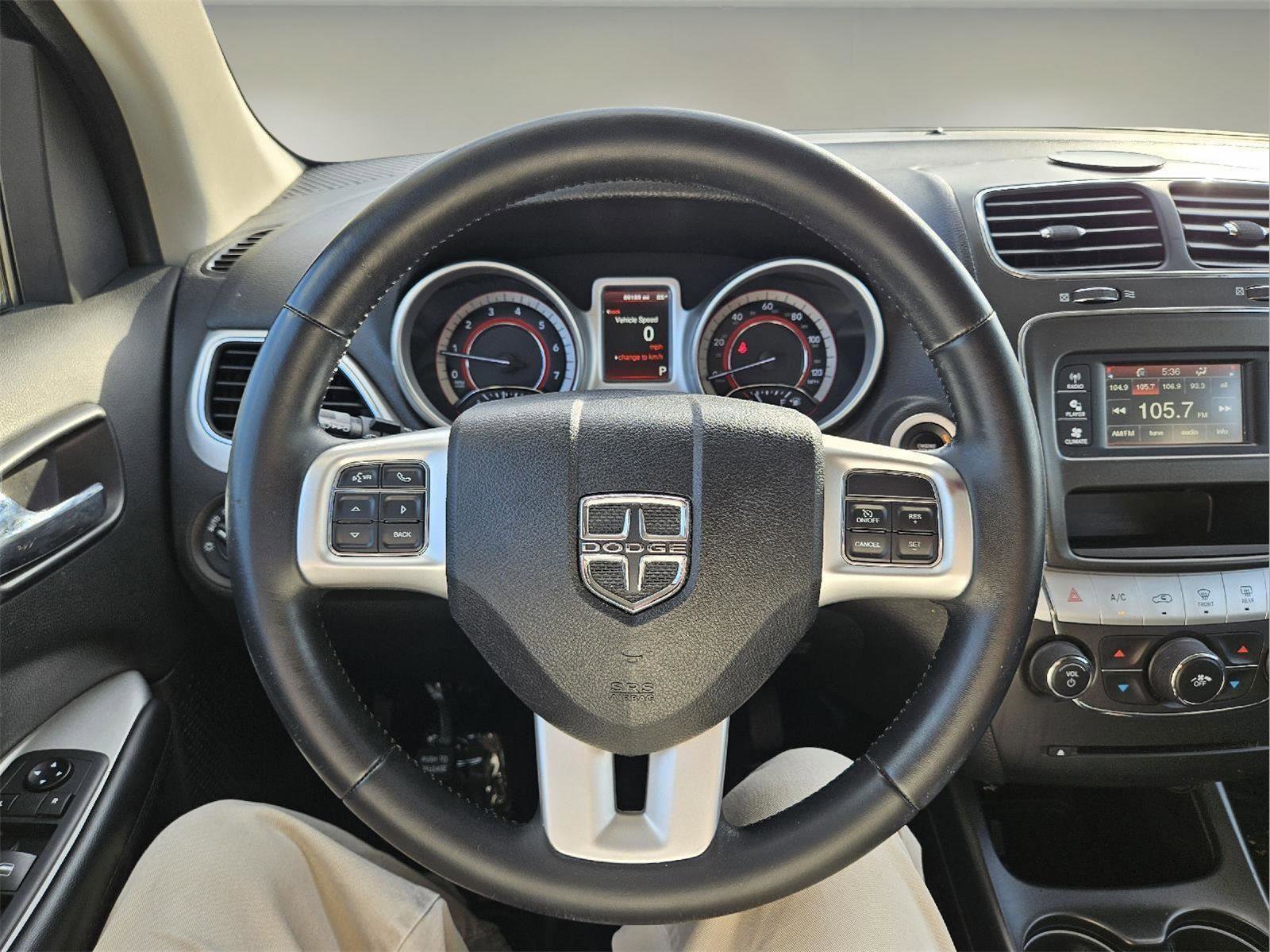 Used 2018 Dodge Journey SE w/ Blacktop Package FWD image 3