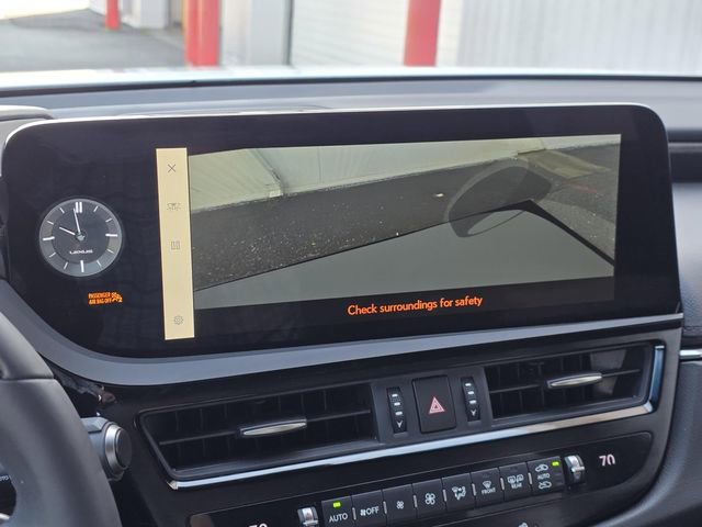 Certified 2023 Lexus ES 300h Ultra Luxury w/ Accessory Package (Z2) image 14