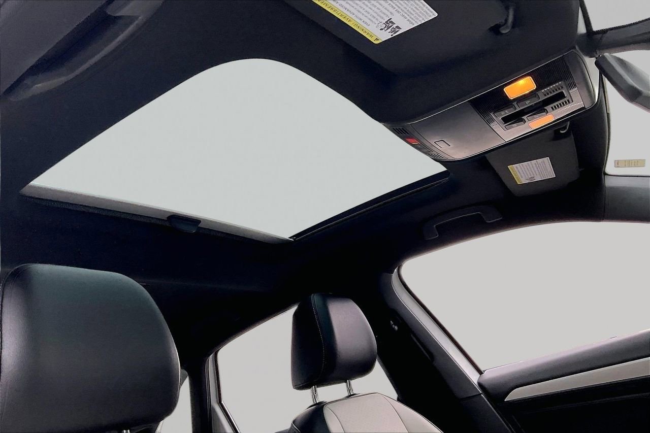 Used 2021 Volkswagen Jetta R-Line image 16