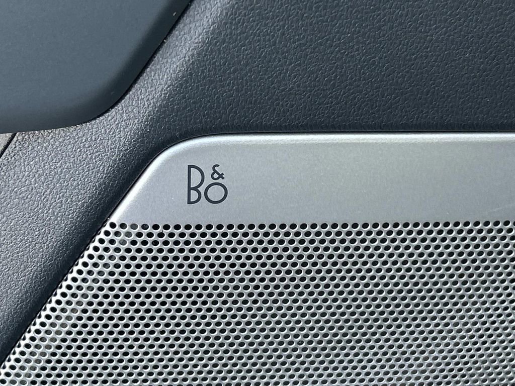 Used 2023 Ford F150 Lariat w/ Equipment Group 502A High image 28