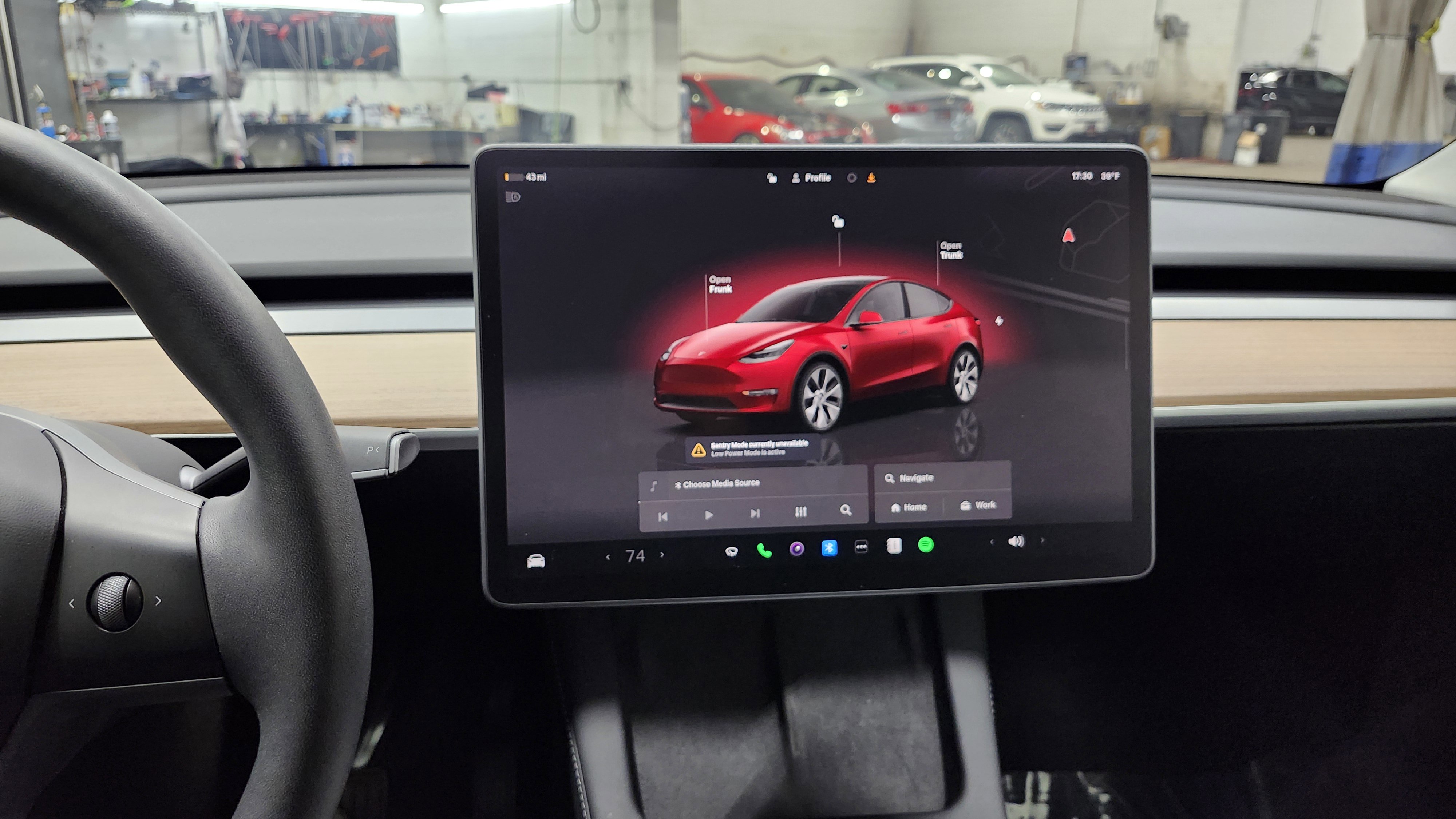 Used 2023 Tesla Model Y Long Range image 30