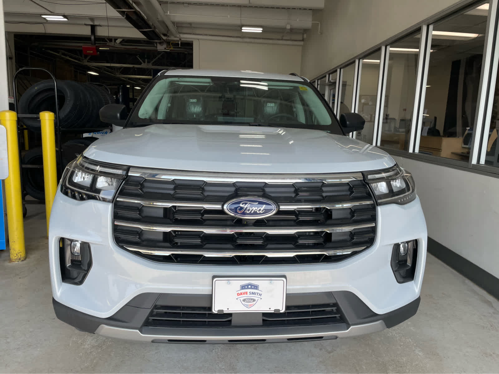 New 2026 Ford Explorer Active w/ Active Comfort Package AWD/4WD image 3