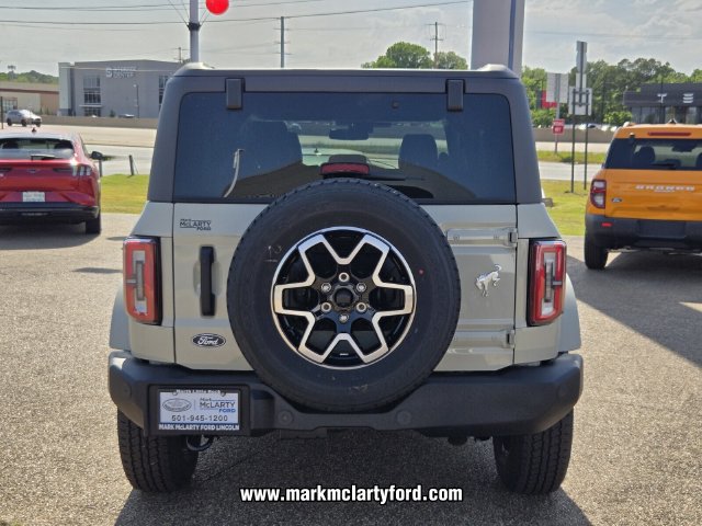New 2026 Ford Bronco Outer Banks AWD/4WD image 11