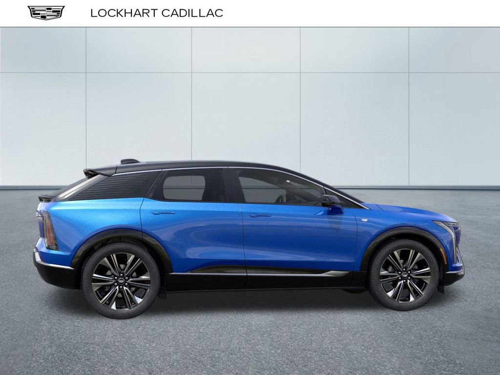 New 2026 Cadillac Optiq Luxury 2 image 5