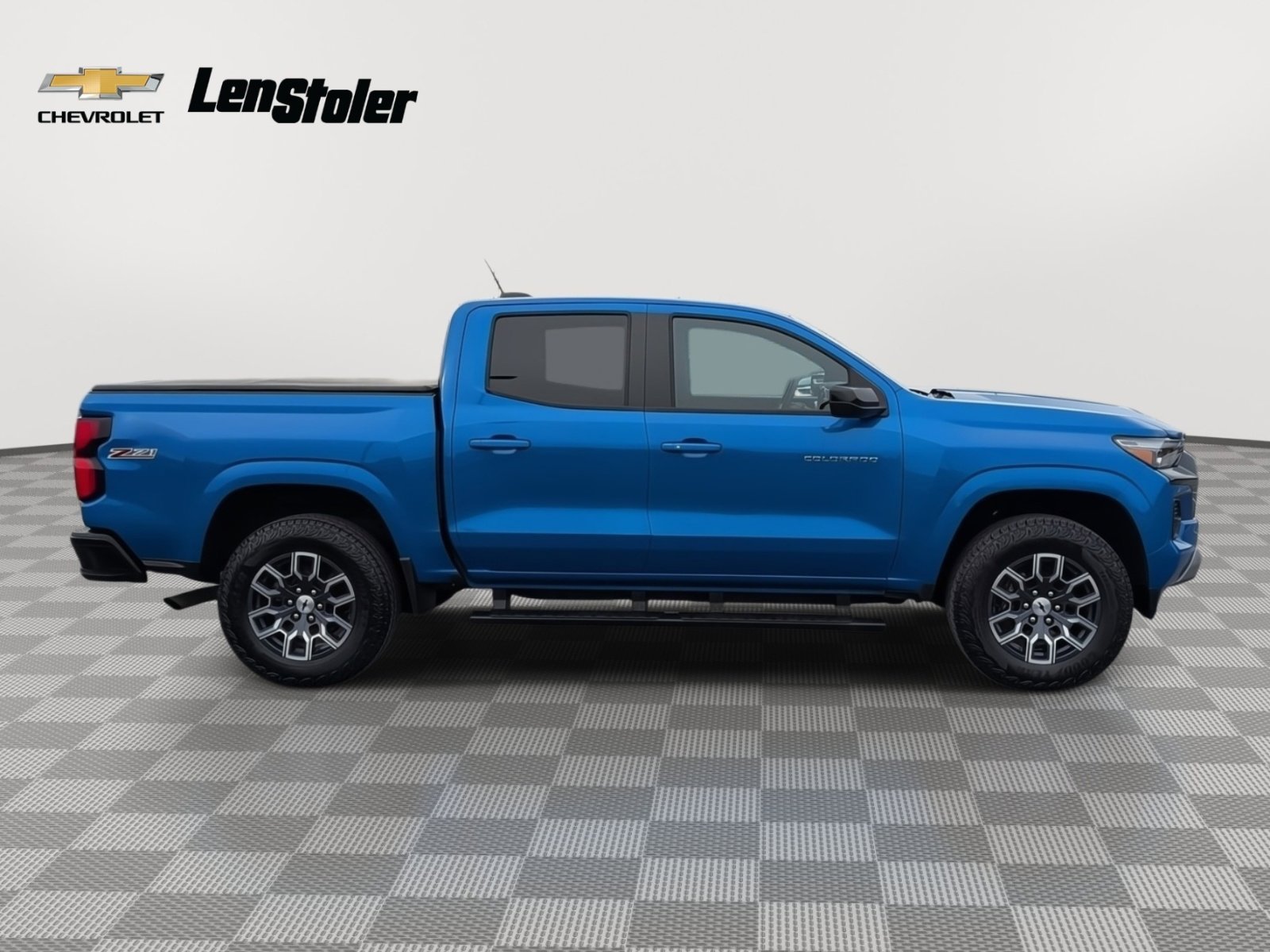 Used 2023 Chevrolet Colorado Z71 w/ Z71 Convenience Package 2 image 6