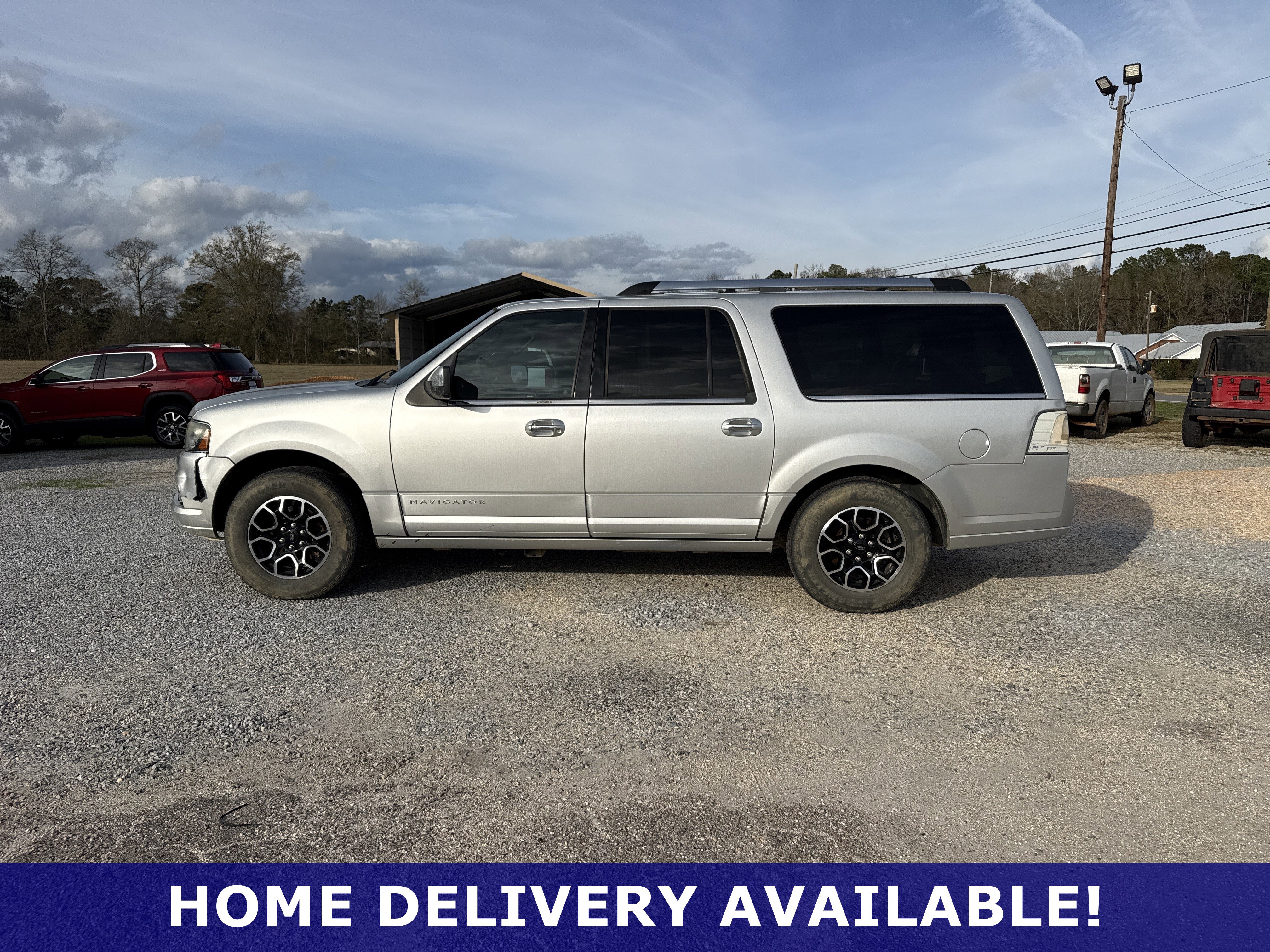 Used 2015 Lincoln Navigator L 2WD image 4