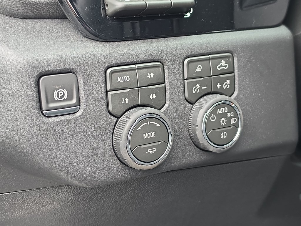 New 2026 Chevrolet Silverado 3500 LTZ w/ LTZ Plus Package AWD/4WD image 27