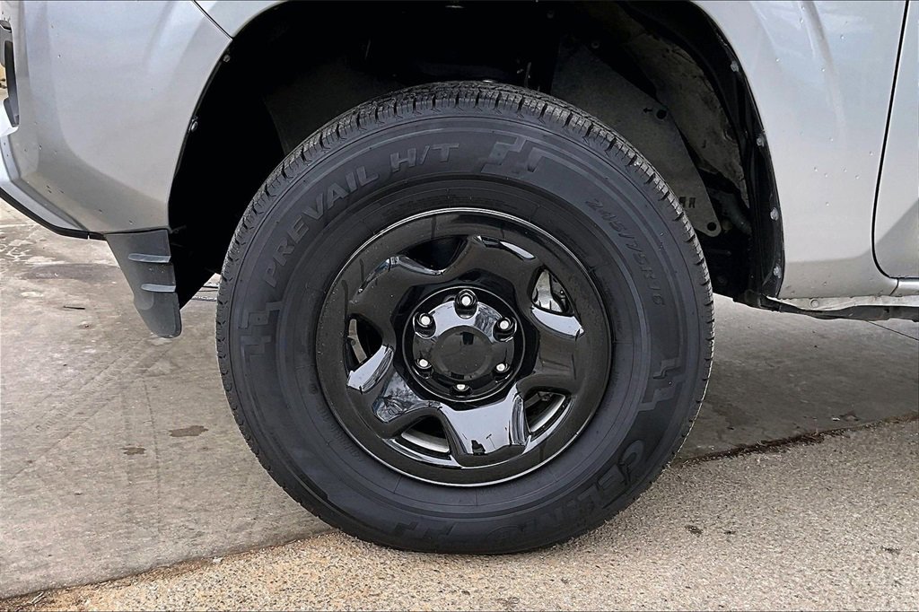 Used 2023 Toyota Tacoma SR5 image 8