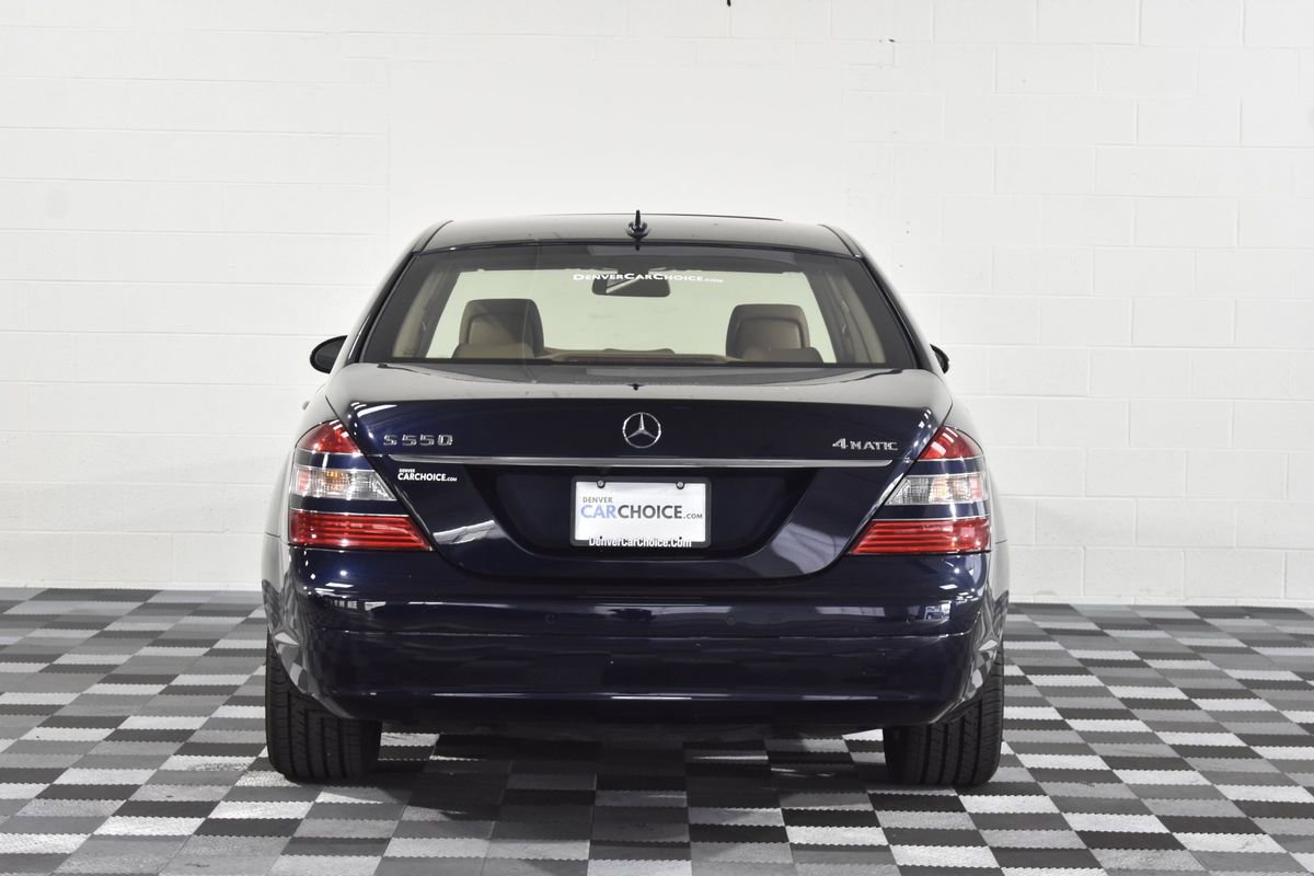 Used 2008 Mercedes-Benz S 550 4MATIC image 4