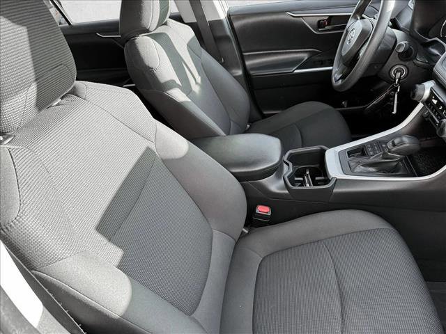 Certified 2024 Toyota RAV4 LE AWD/4WD image 19