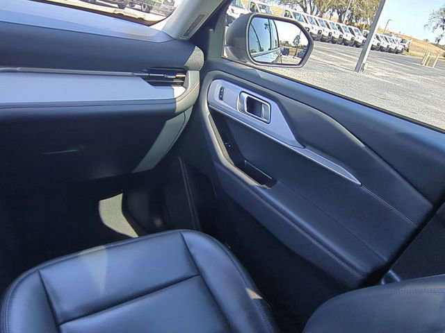 Certified 2025 Ford Explorer Active w/ Active Comfort Package image 20