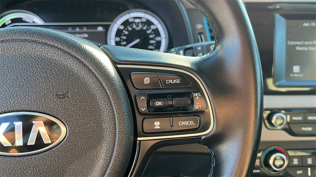 Used 2019 Kia Niro EX image 18
