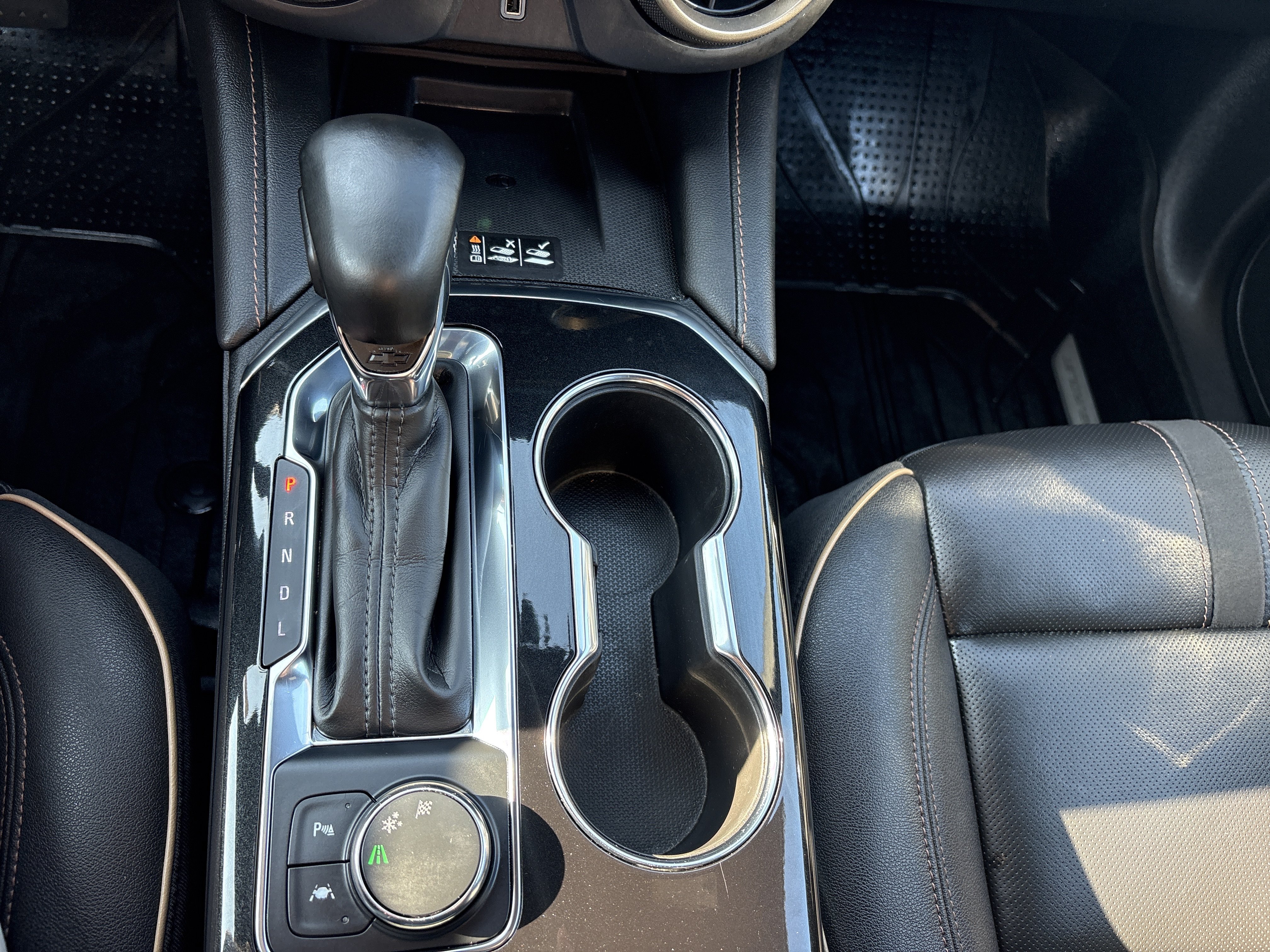 Used 2023 Chevrolet Blazer Premier w/ Driver Confidence II Package FWD image 18