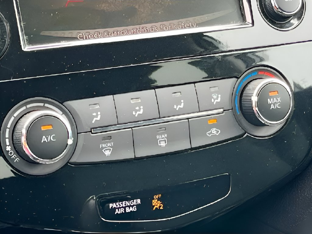 Used 2019 Nissan Rogue S w/ Special Edition Package AWD/4WD image 15