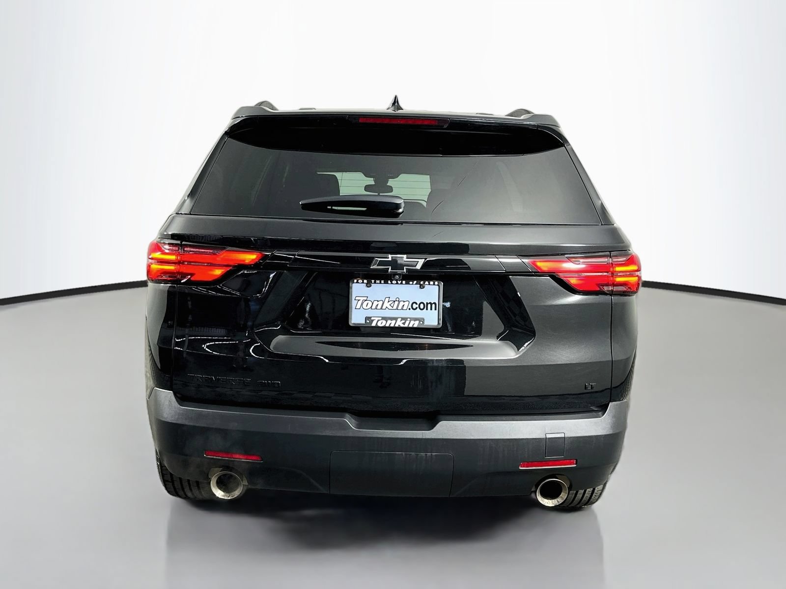 Used 2023 Chevrolet Traverse LT w/ Midnight/Sport Edition AWD/4WD image 7