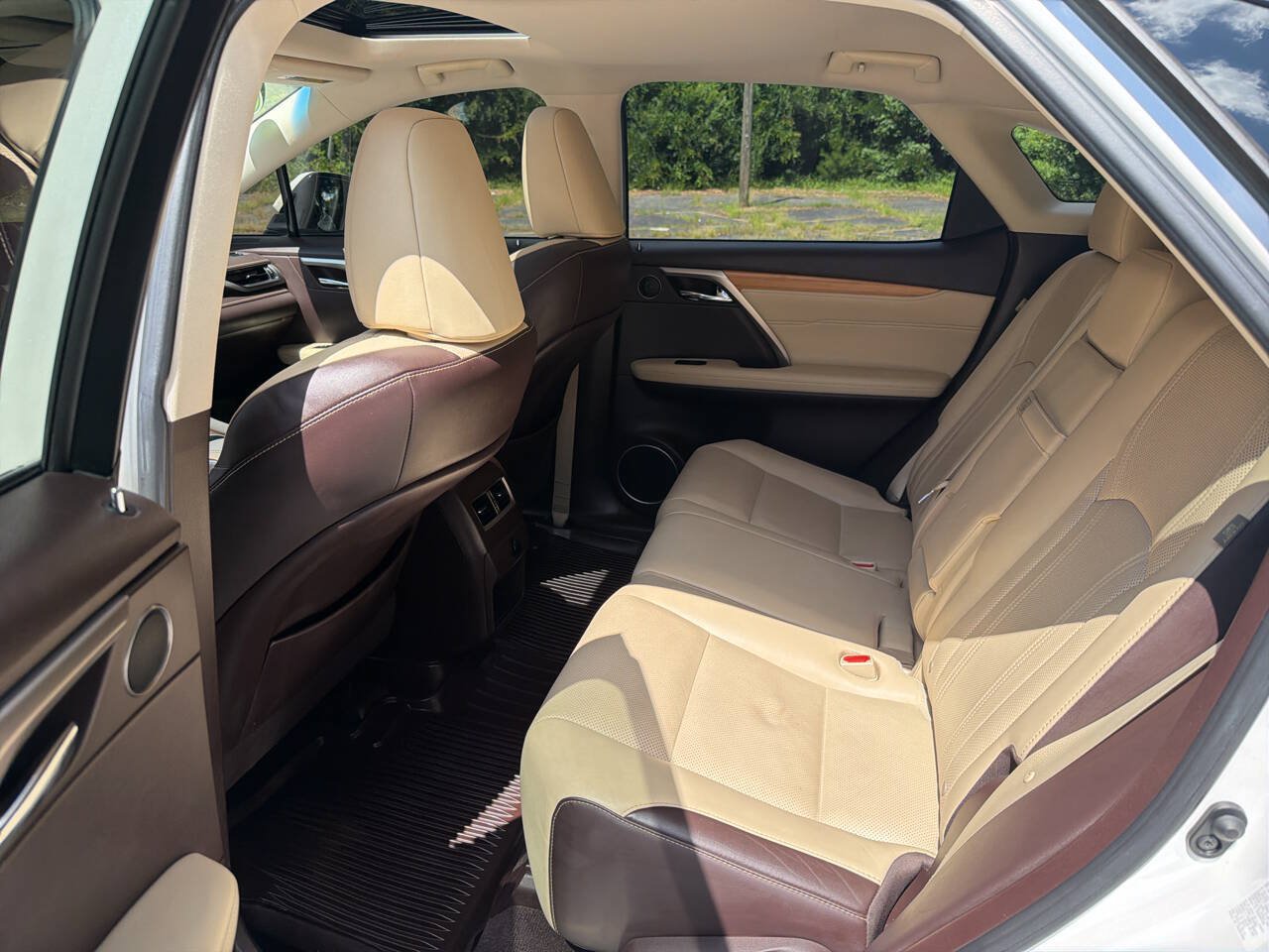 Used 2017 Lexus RX 350 AWD w/ Premium Package image 18