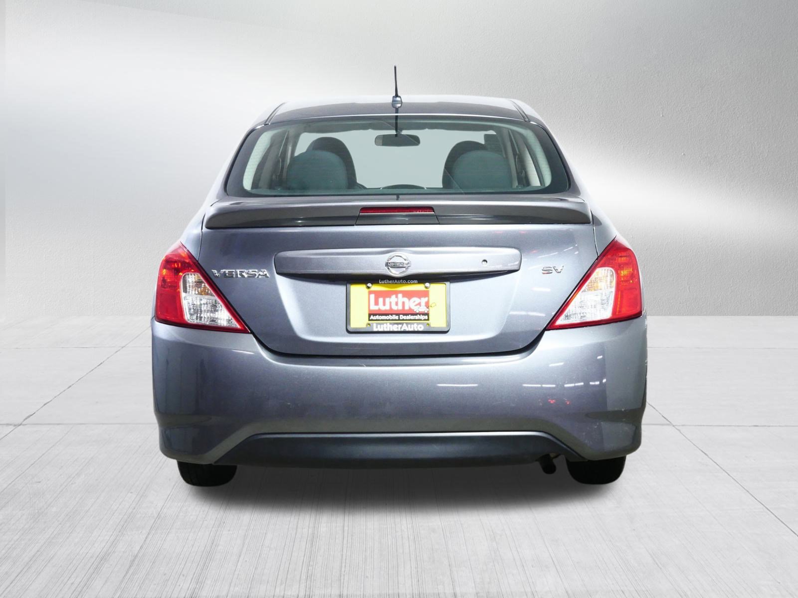 Used 2019 Nissan Versa SV image 6