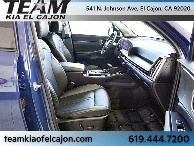 Certified 2025 Kia Sorento X-Line EX image 12