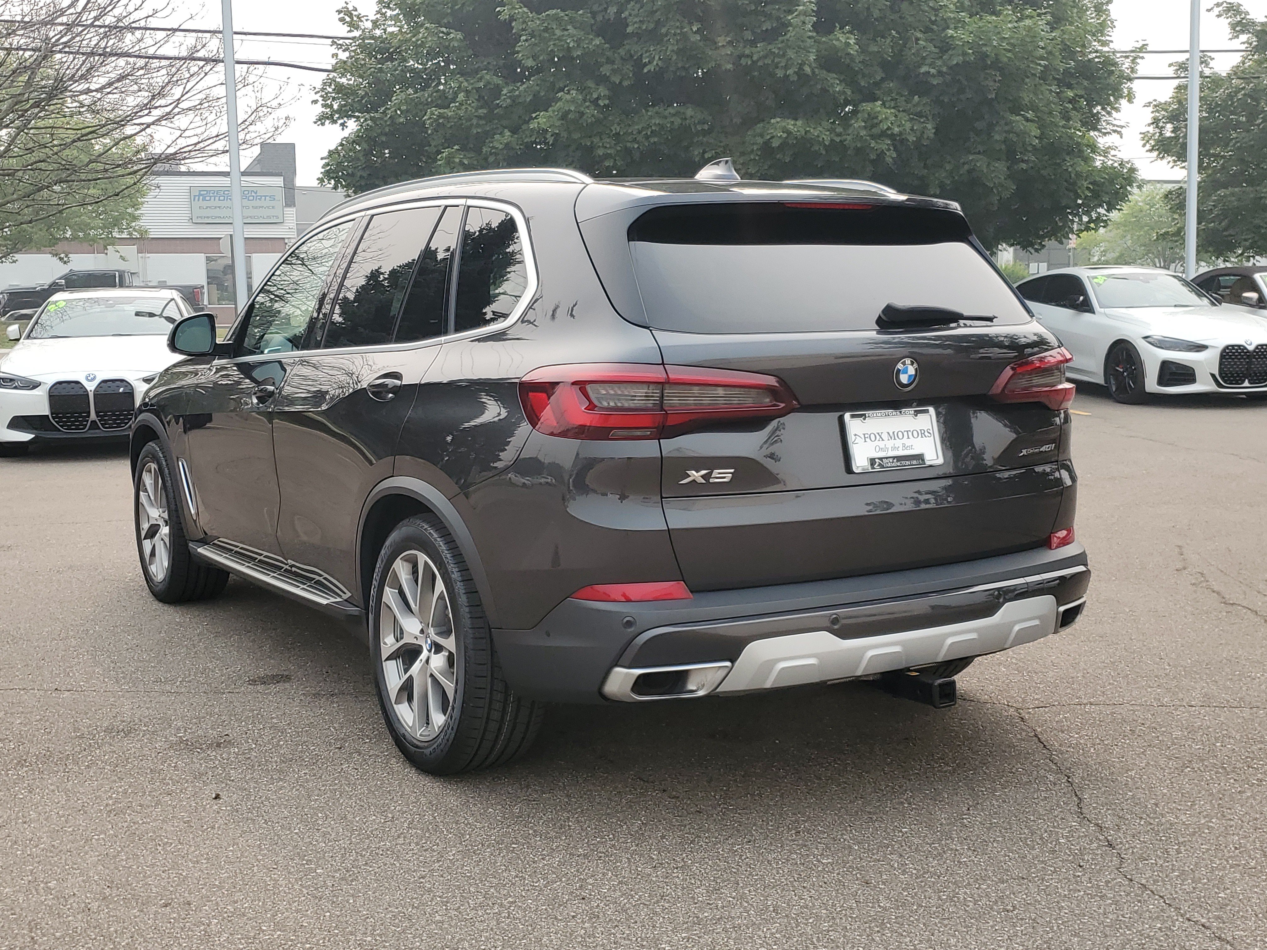 Used 2021 BMW X5 xDrive40i w/ Premium Package AWD/4WD image 3