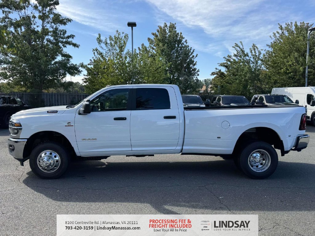 New 2026 RAM 3500 Big Horn AWD/4WD image 5