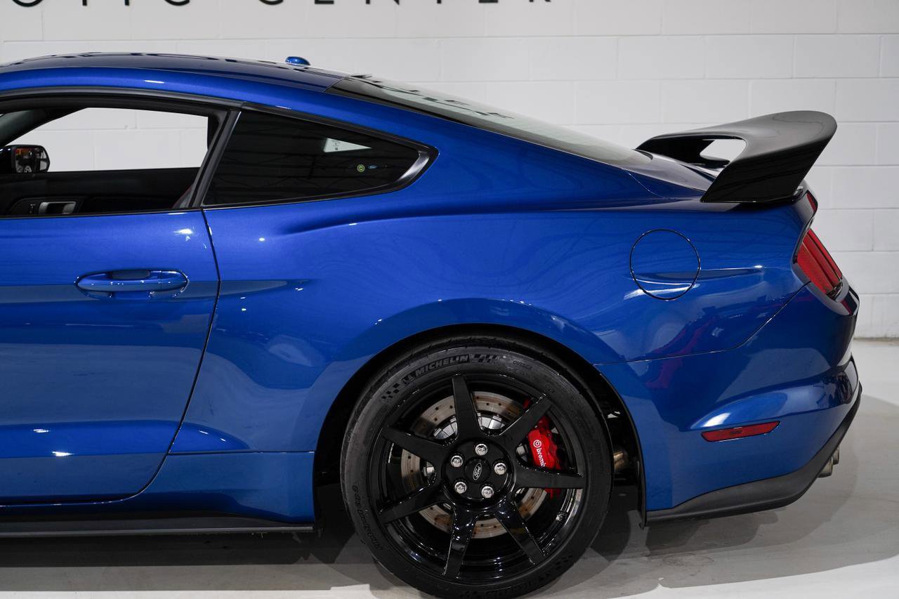Used 2018 Ford Mustang Shelby GT350R w/ GT350R Equipment Group 920A RWD image 31