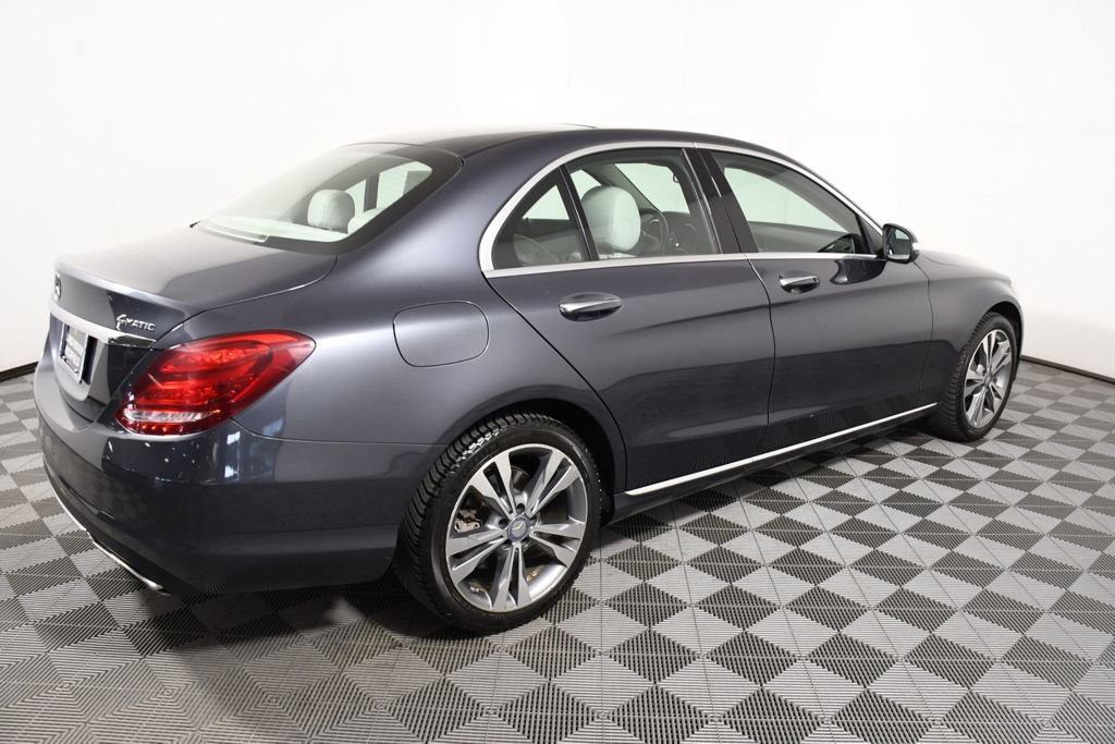 Used 2015 Mercedes-Benz C 300 4MATIC Sedan image 7