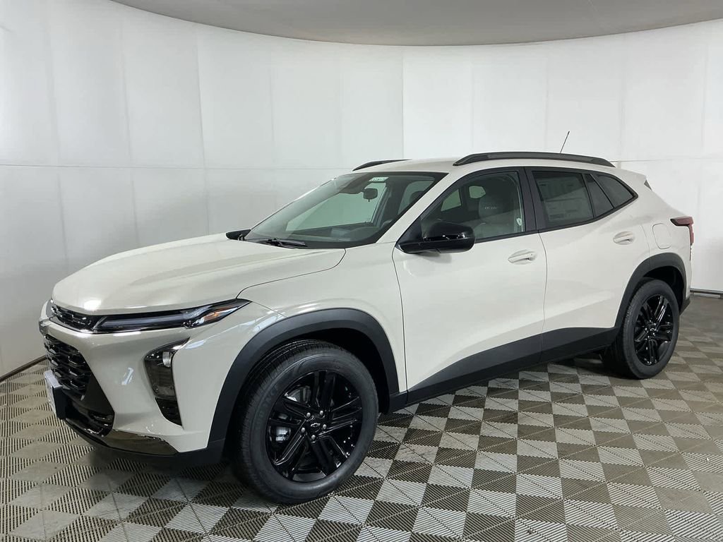 New 2026 Chevrolet Trax ACTIV w/ Driver Confidence Package FWD image 3