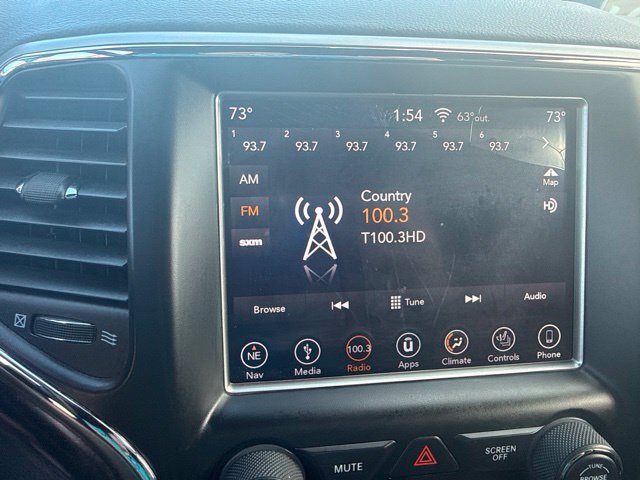 Used 2018 Jeep Grand Cherokee Altitude AWD/4WD image 19