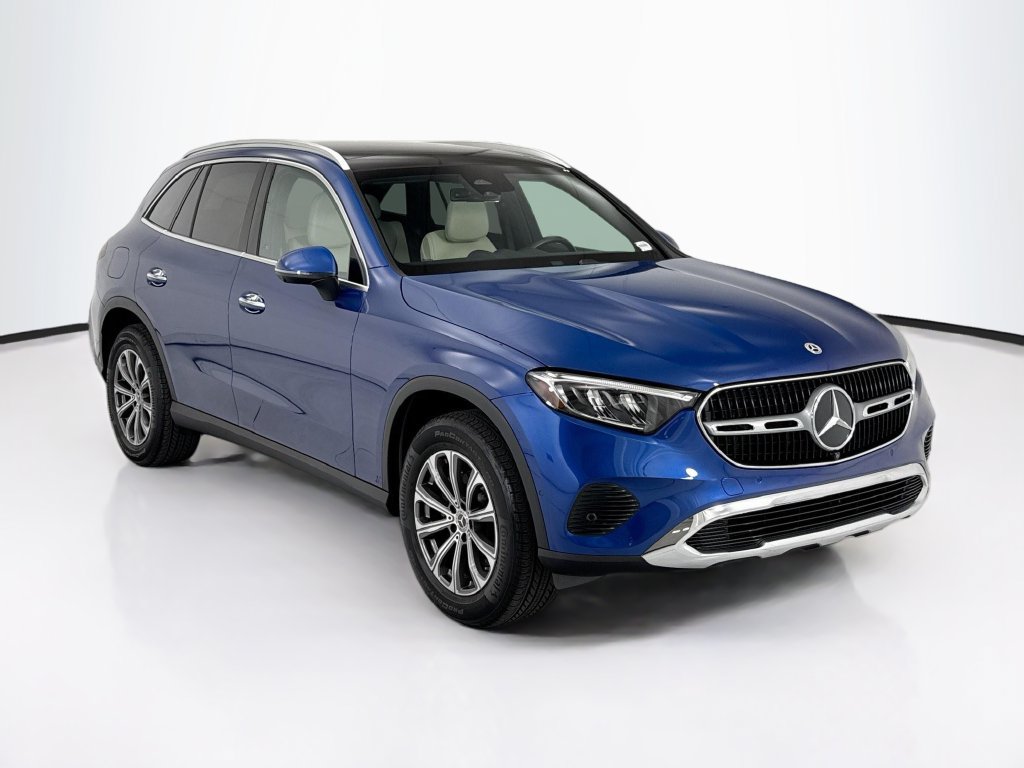 Certified 2026 Mercedes-Benz GLC 300 image 3
