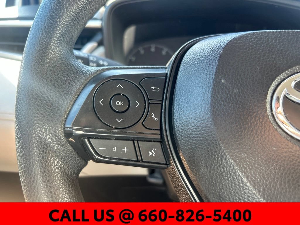 Certified 2025 Toyota Corolla Cross L FWD image 9
