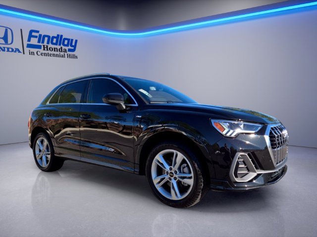 Used 2024 Audi Q3 2.0T Premium w/ Convenience Package AWD/4WD image 2